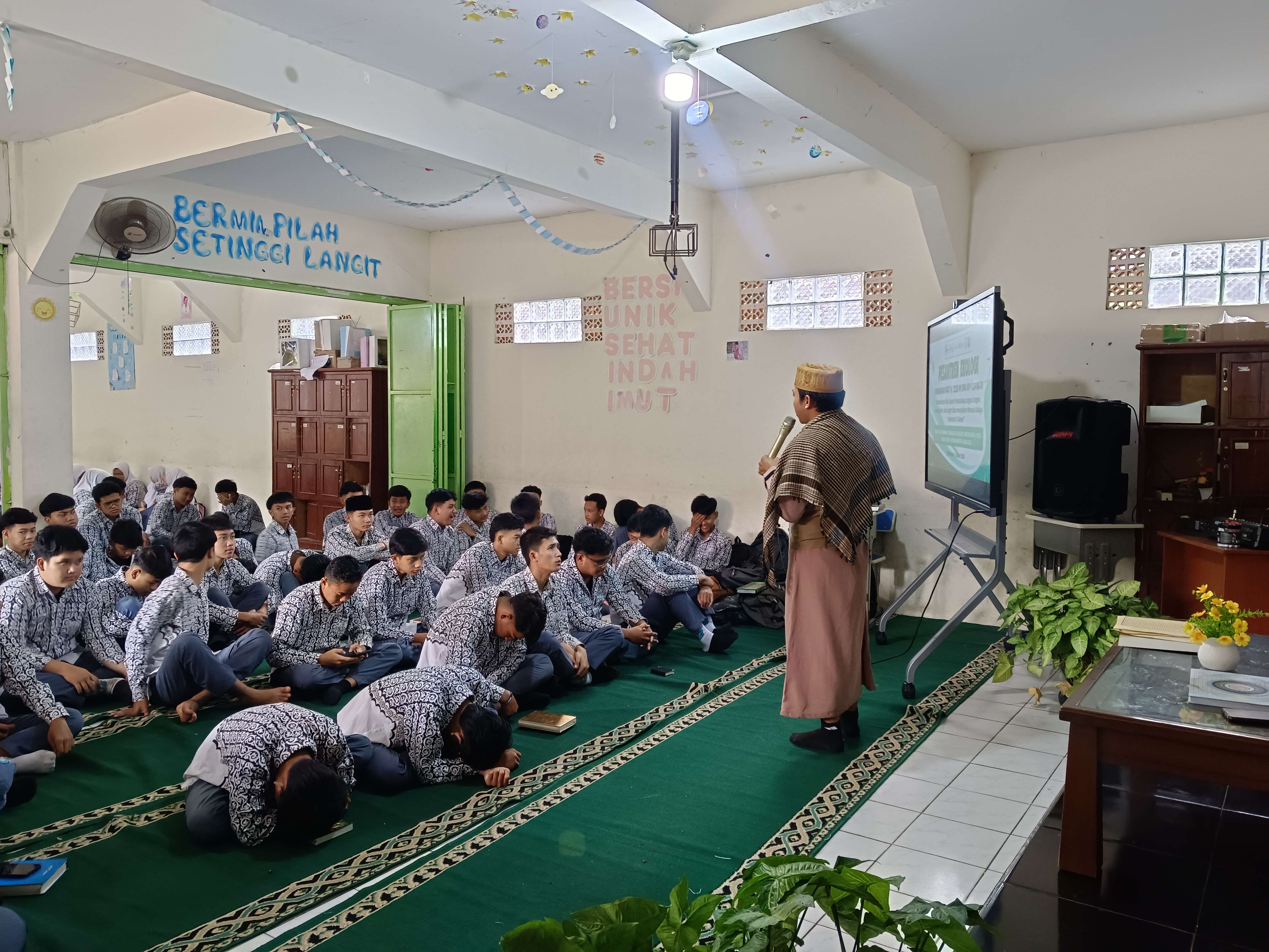 Pesantren Ekologi Ramadhan